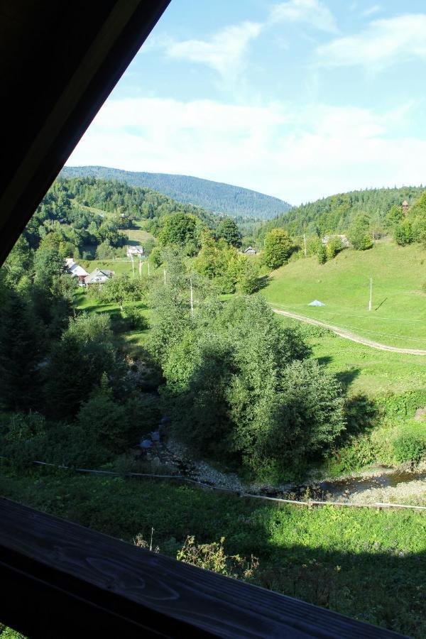 Cottage "Karpatske Shale" Yaremche Exterior photo